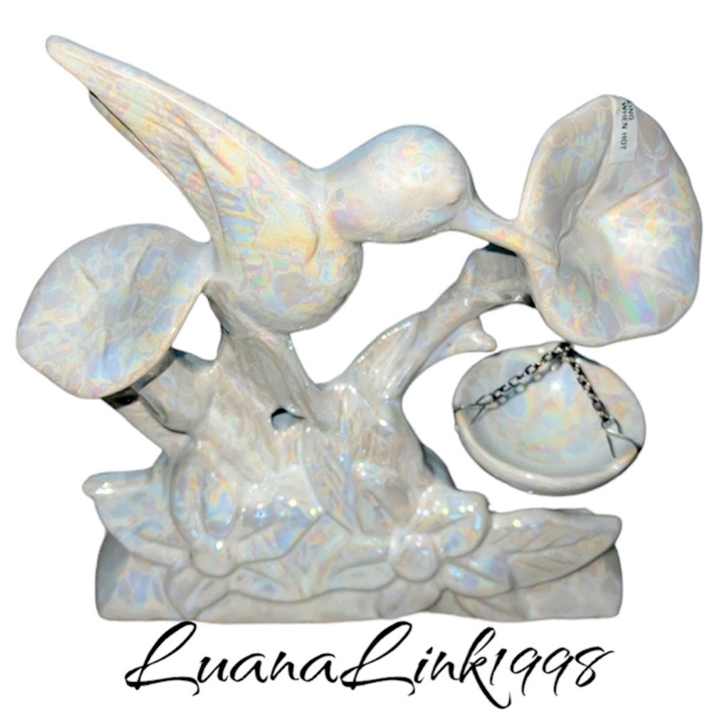 LustreWare Iridiscente Hummingbird & Flowers Figurin Essential Oil Diffuser